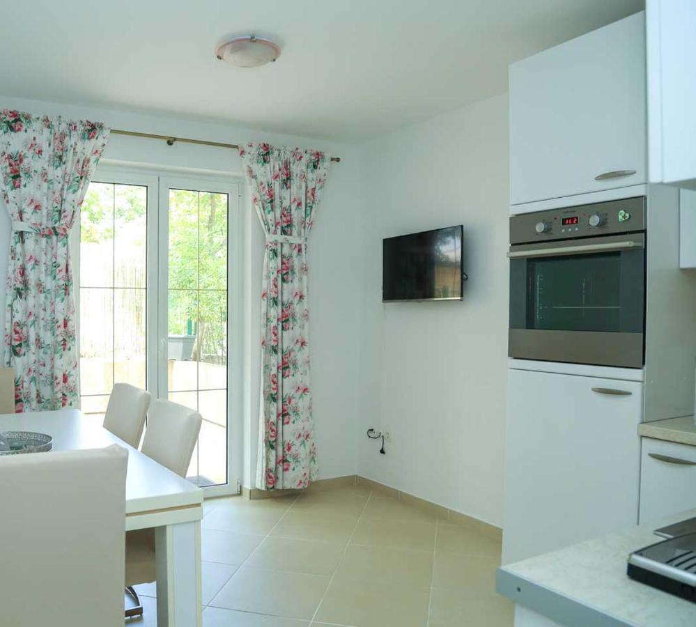 Adrian-Apartments-51511-Malinska-Otok-Krk Primorska 21 Ngoại thất bức ảnh