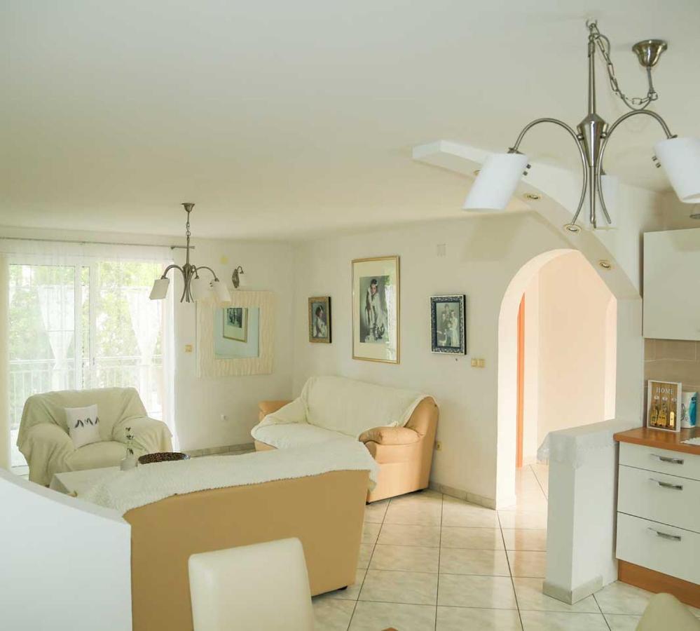 Adrian-Apartments-51511-Malinska-Otok-Krk Primorska 21 Ngoại thất bức ảnh