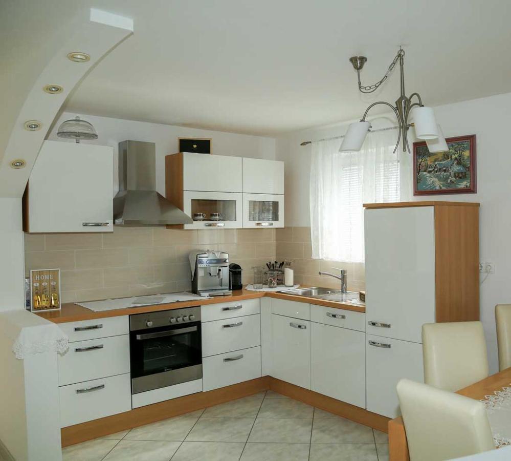 Adrian-Apartments-51511-Malinska-Otok-Krk Primorska 21 Ngoại thất bức ảnh