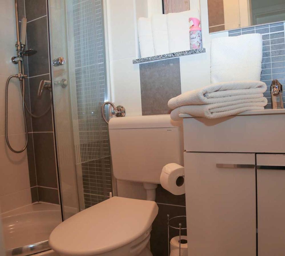 Adrian-Apartments-51511-Malinska-Otok-Krk Primorska 21 Ngoại thất bức ảnh
